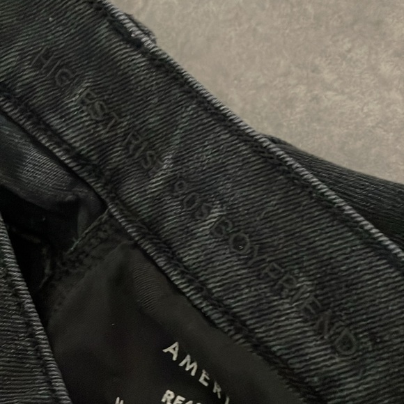 American Eagle Highest Rise 90s Boyfriend Jeans size 4 - Picture 7 of 9